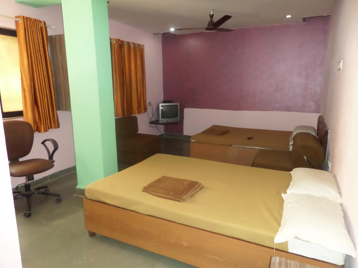 Ashtavinayak Residency Hotel Pune Exterior photo
