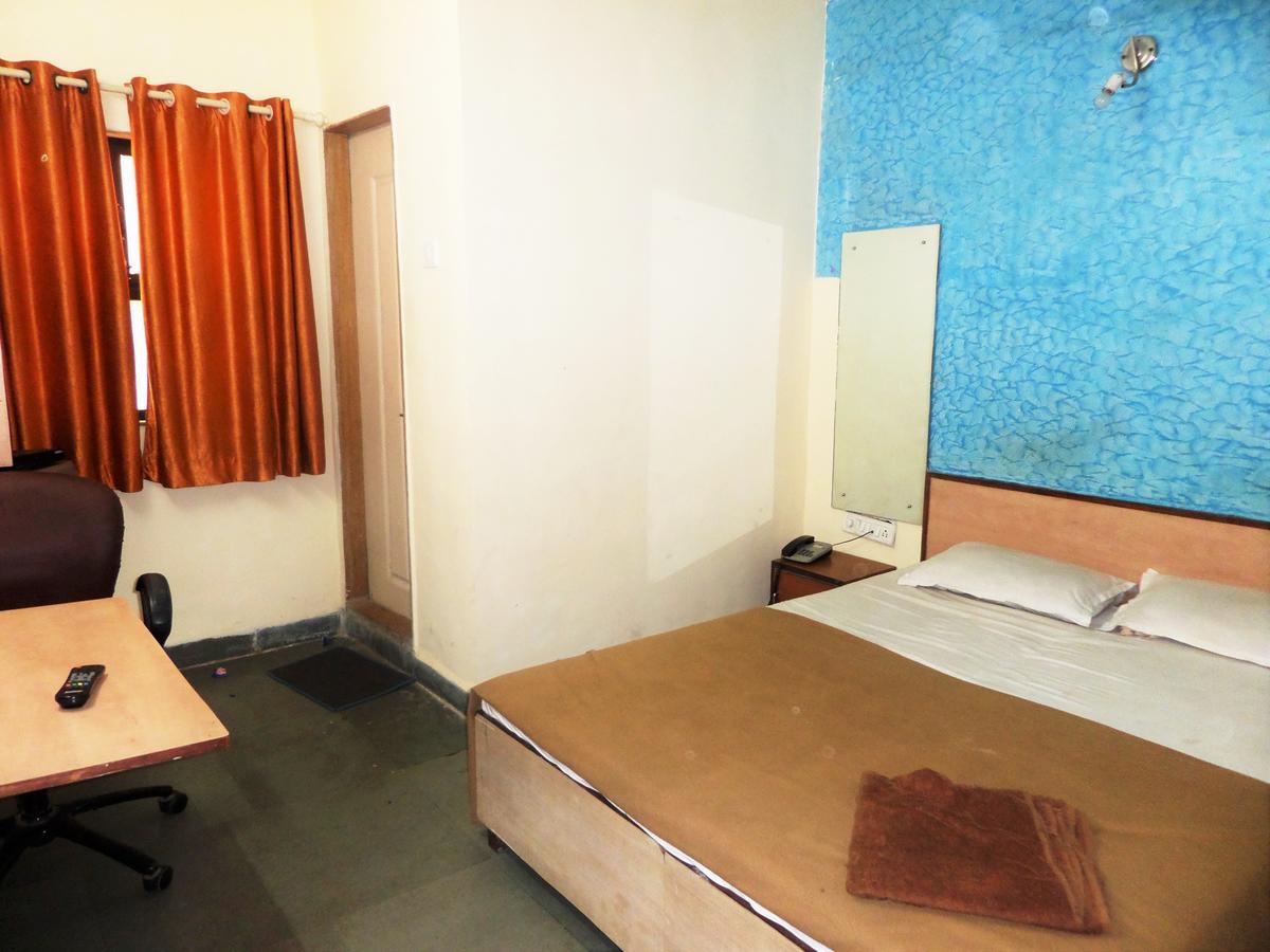 Ashtavinayak Residency Hotel Pune Exterior photo